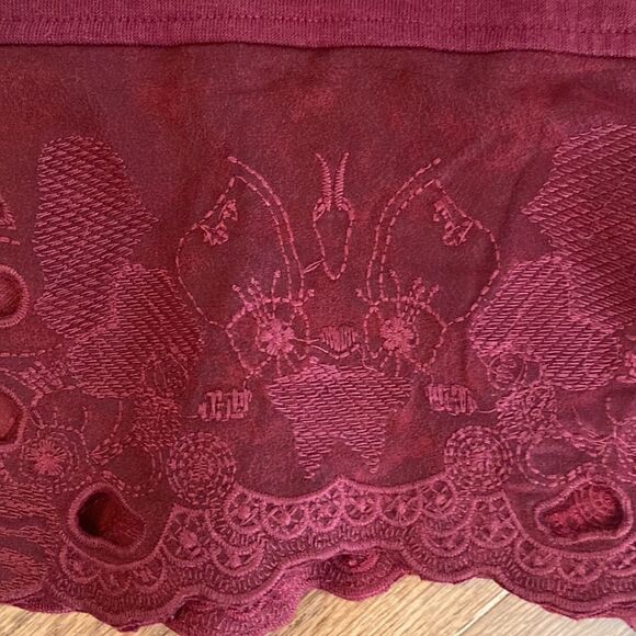 NWT Mollo Rello size M burgundy dress, with really cute, lace at the bottom - Picture 6 of 12